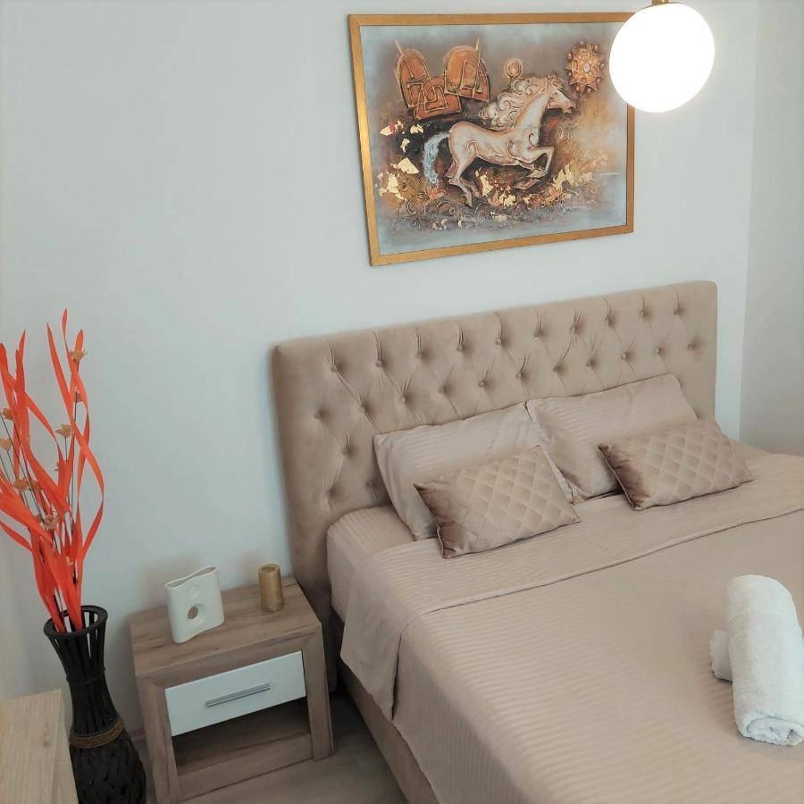 City Lux Square Apartments Skopje Luaran gambar